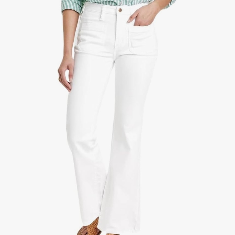 Universal Thread Women's Flare White high rise flare jeans